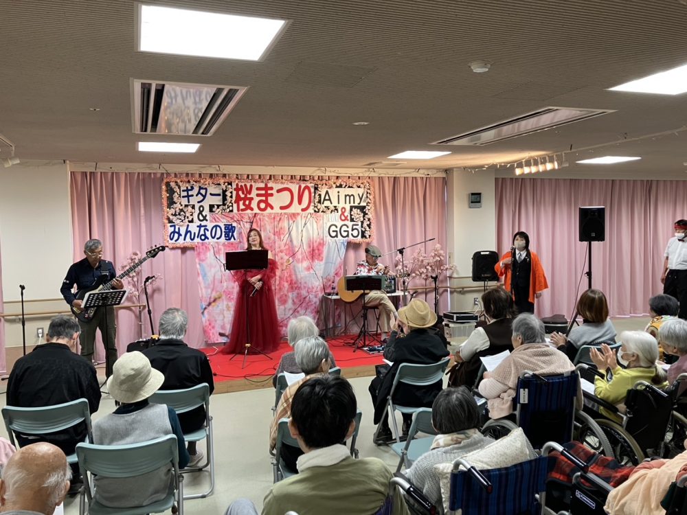 幸泉サンズに春まつりのお手伝いに行ってきました。
